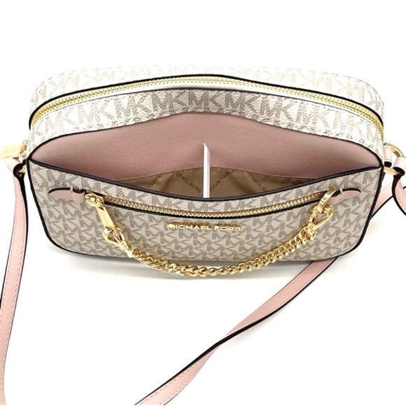 Michael Kors EW Zip Chain Xbody Bag Vanilla/ Light Pink - Picture 11 of 14